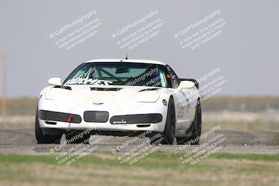 media/Oct-25-2025-CalClub SCCA (Sat) [[34c778dfbe]]/Group 3/Qualifying/